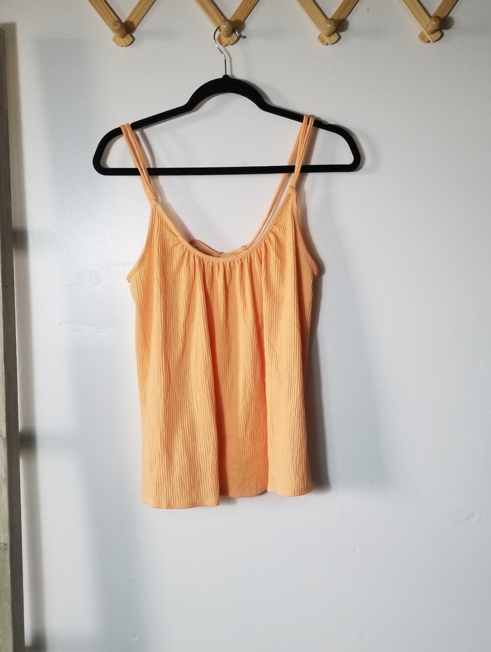 NWT OLD NAVY WOMEN'S ORANGE CAMI SIZE MEDIUM